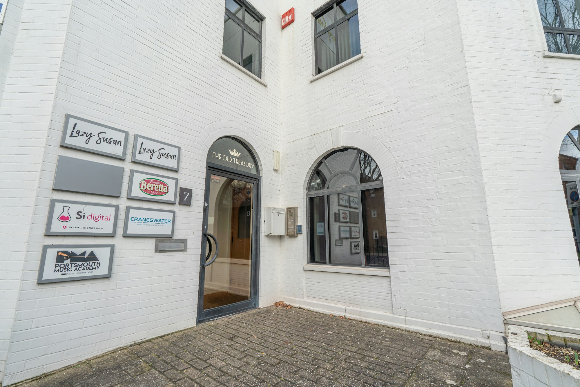 7 Kings Road