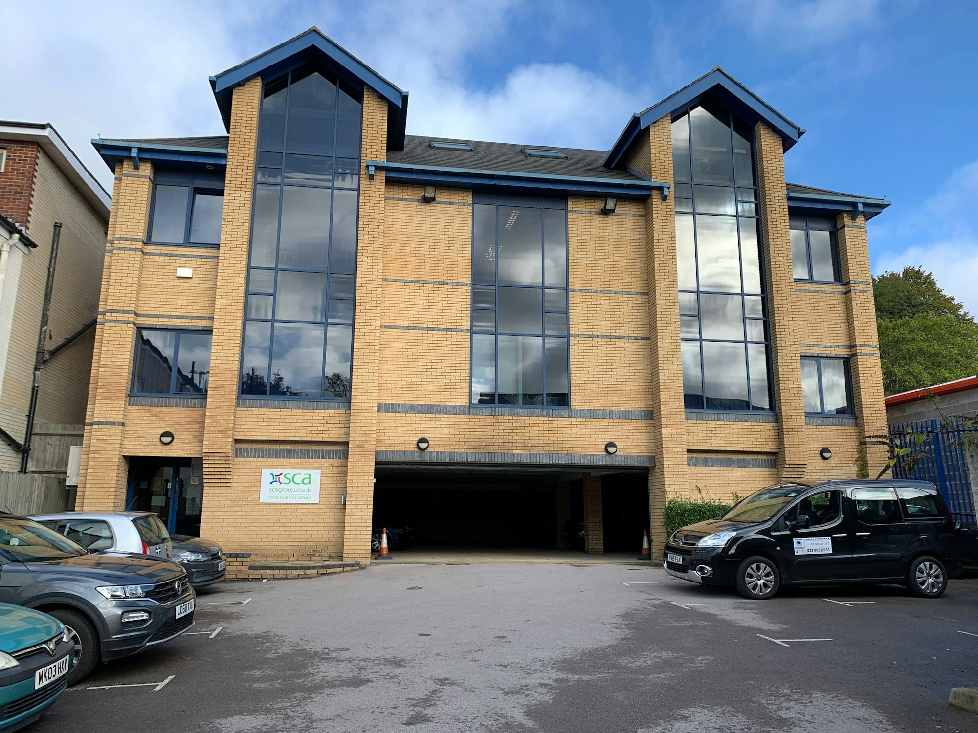 Amplevine House