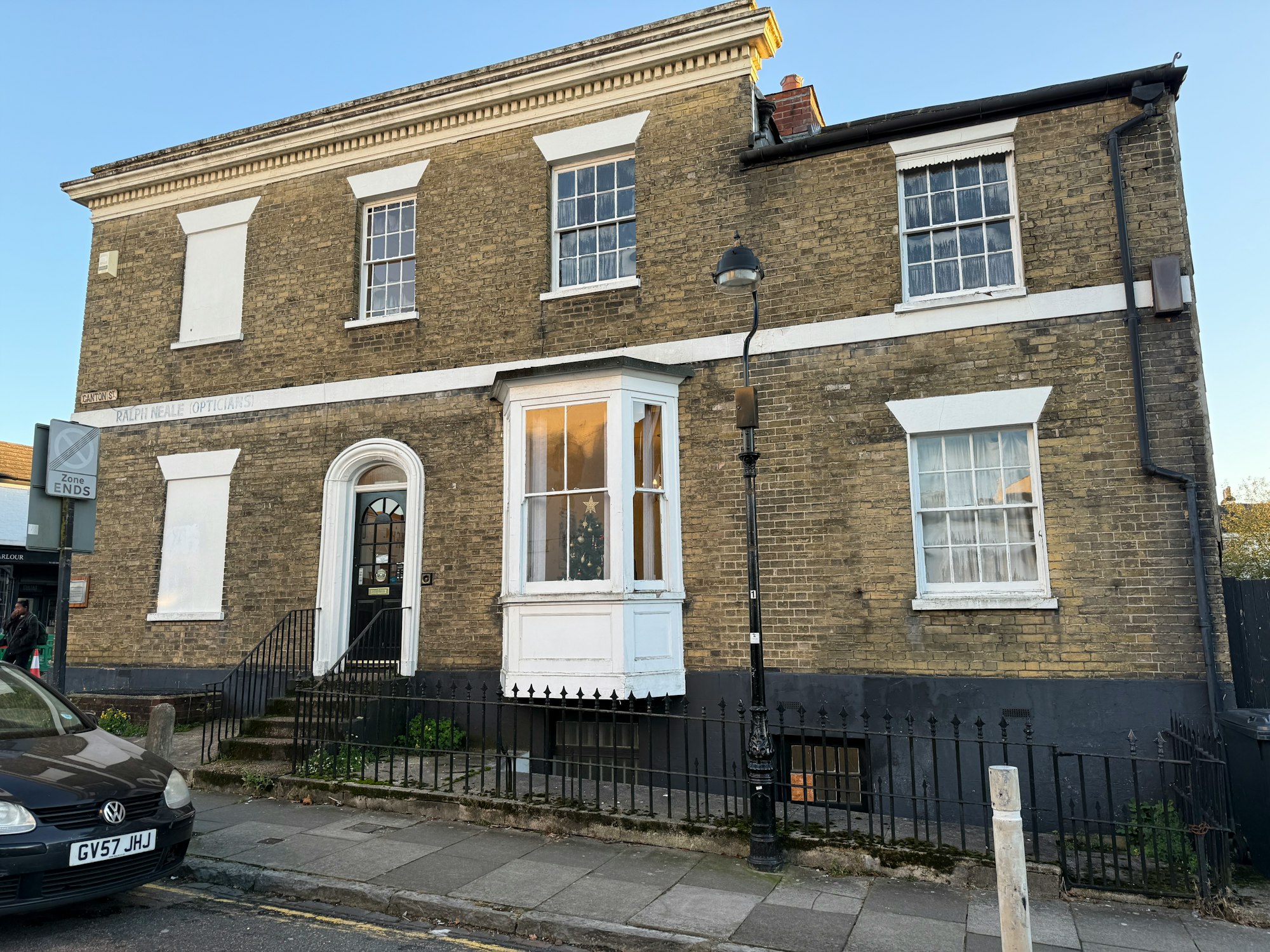 73 Bedford Place