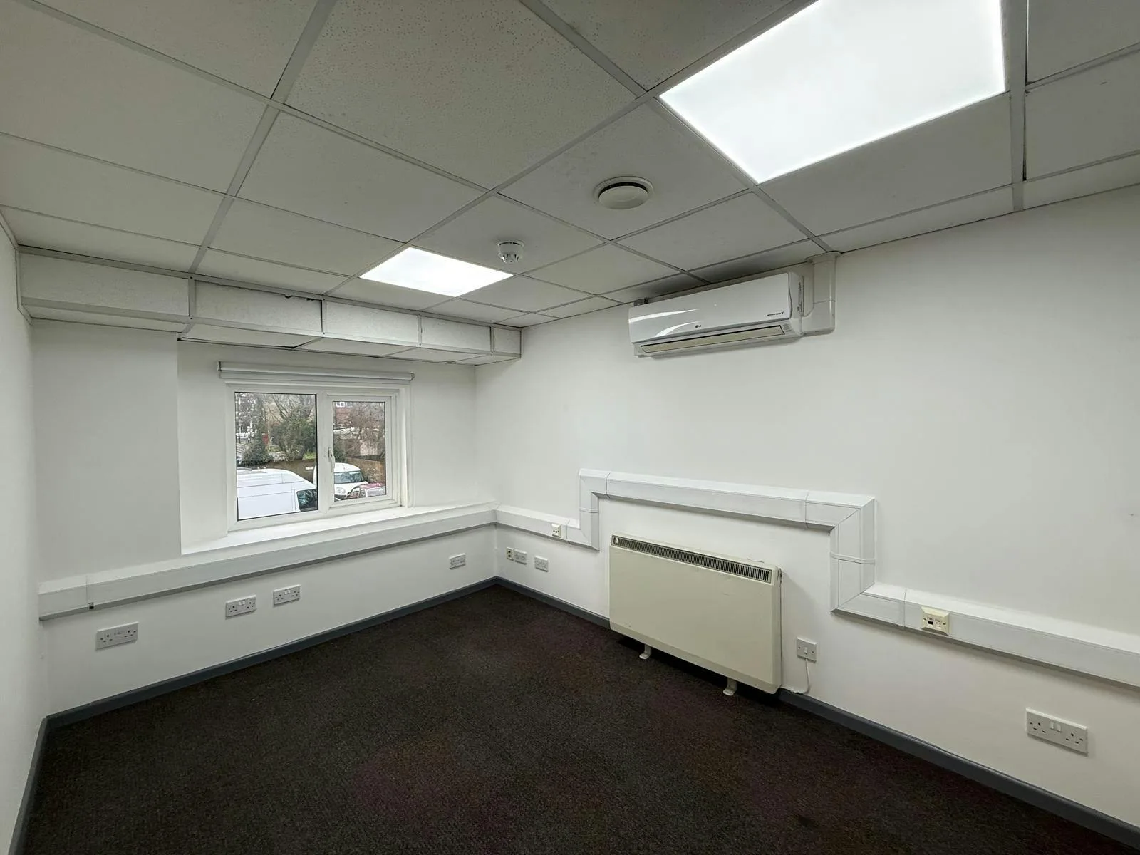 9 Palmers Road Industrial Estate