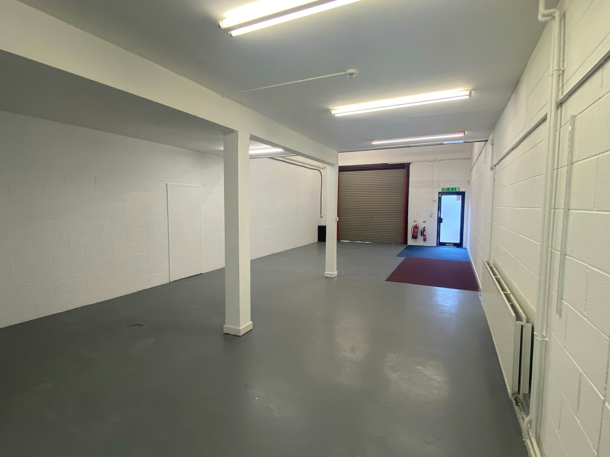 19 Fairway Business Centre