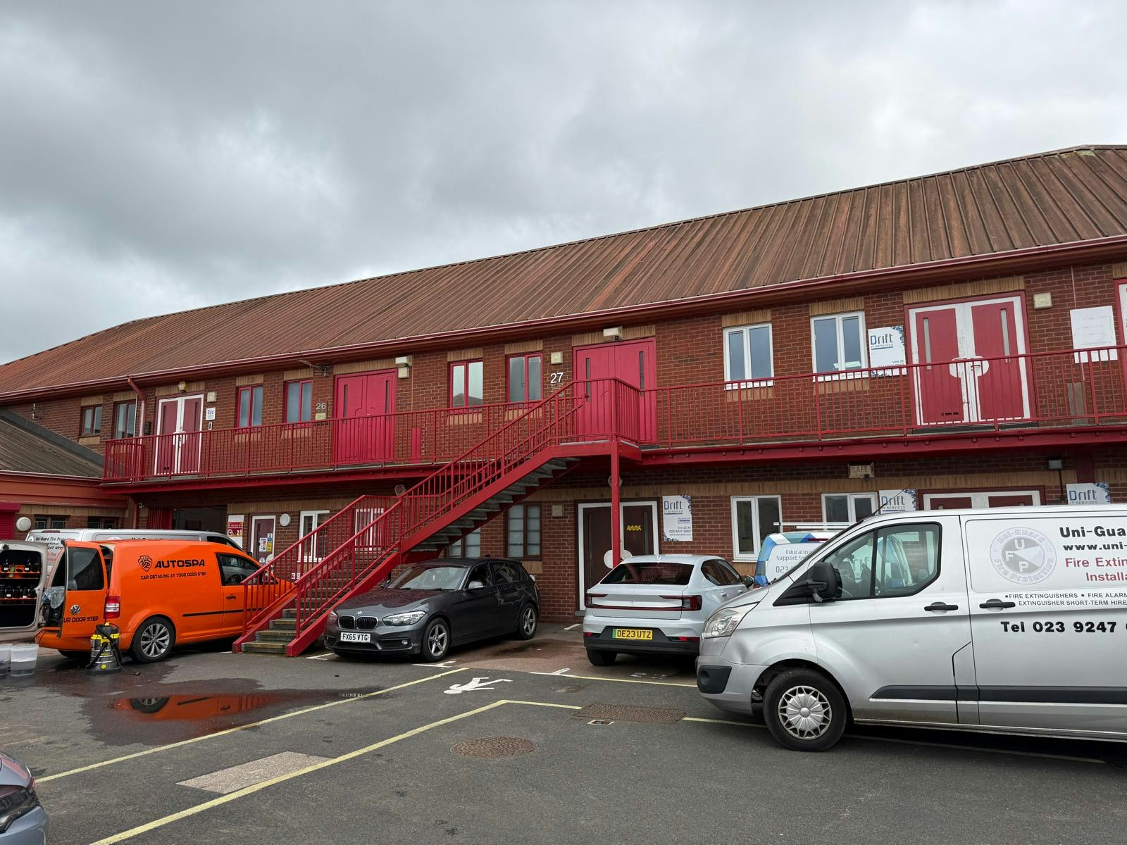 27 The Oakwood Centre