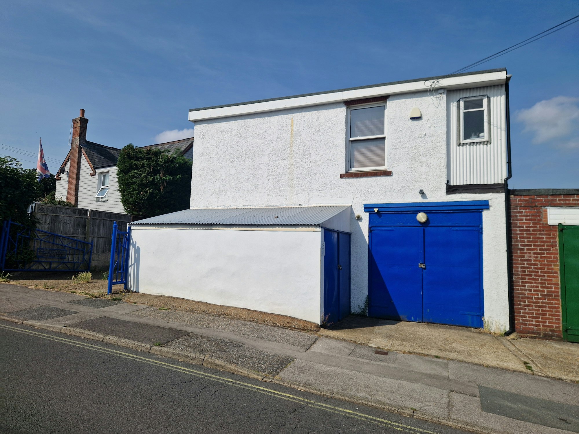 83A Stakes Road