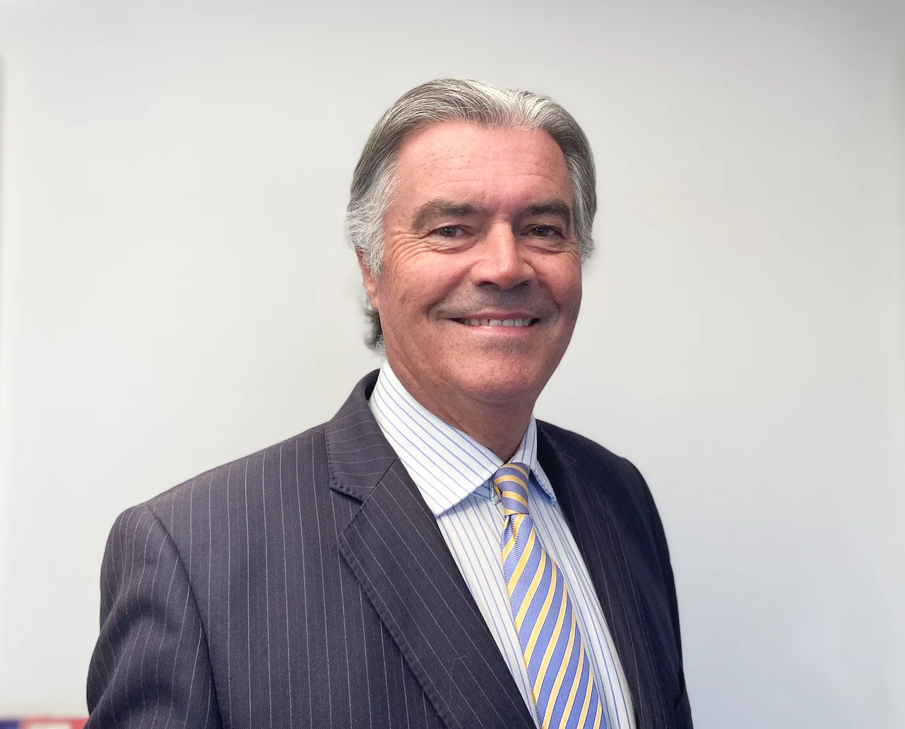 Portrait of Stuart Mitchell, Consultant at Holloway Iliffe & Mitchell